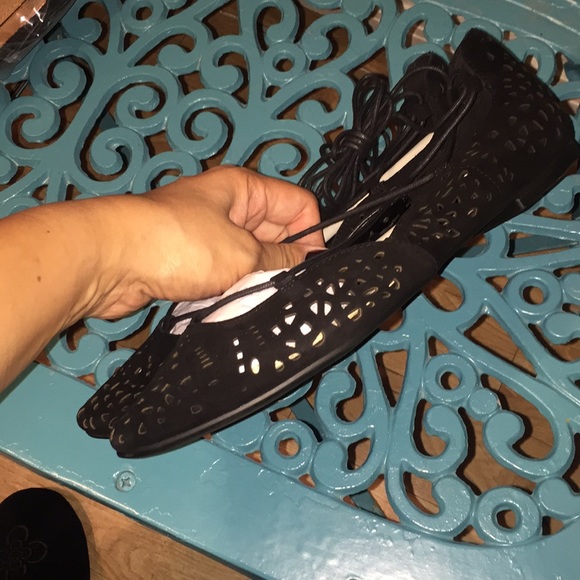 NEW Nine West ballerina flats with straps - Picture 3 of 5